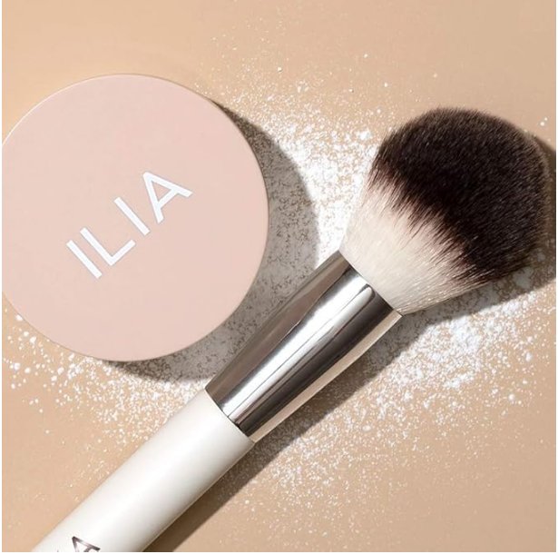 ILIA - Soft Focus Setting Powder - Translucent, Loose Formula to Blur, Soothe, Nourish